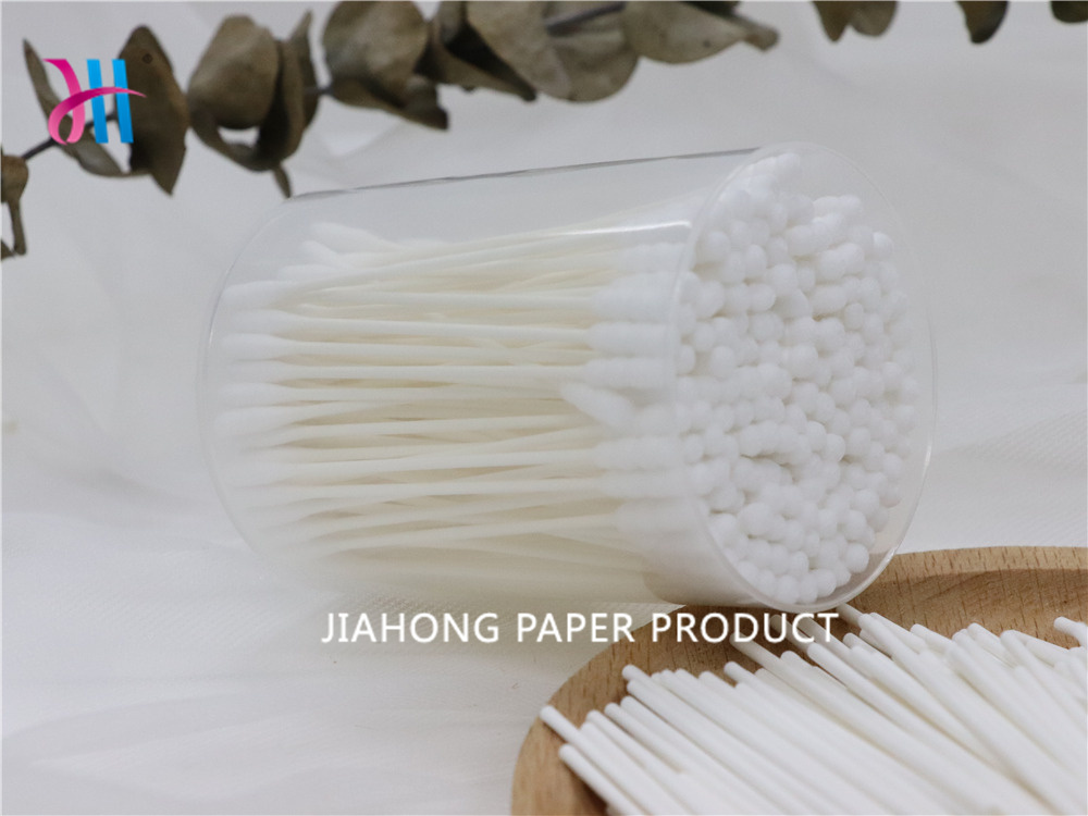 Palitos de papel blanco degradables
